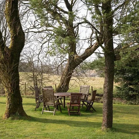 Chalet Lune Nestled Between District And Yorkshire Dales *