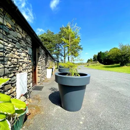 Chalet Lune Nestled Between District And Yorkshire Dales *
