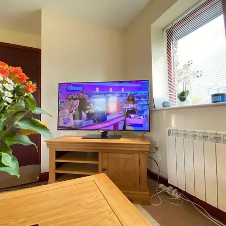 Chalet Lune Nestled Between District And Yorkshire Dales *