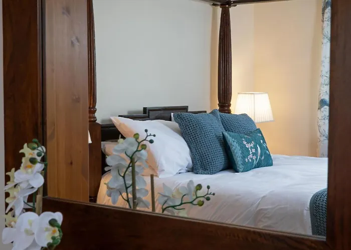 Lune Nestled Between District And Yorkshire Dales Tebay (Cumbria)