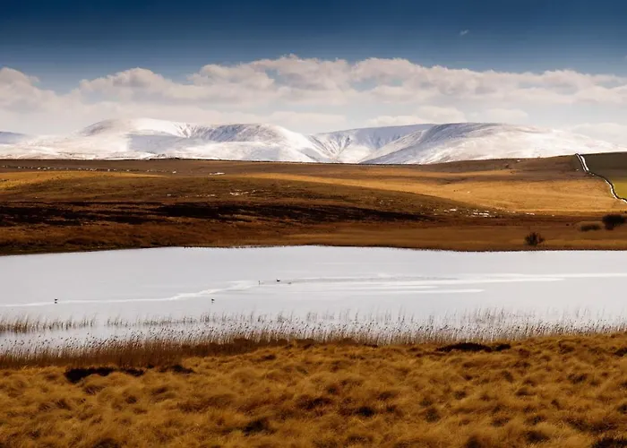 Lune Nestled Between District And Yorkshire Dales *