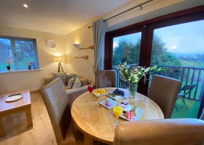 Chalé Lune Nestled Between District And Yorkshire Dales *