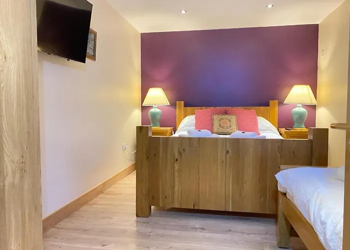 Lune Nestled Between District And Yorkshire Dales * Tebay (Cumbria)