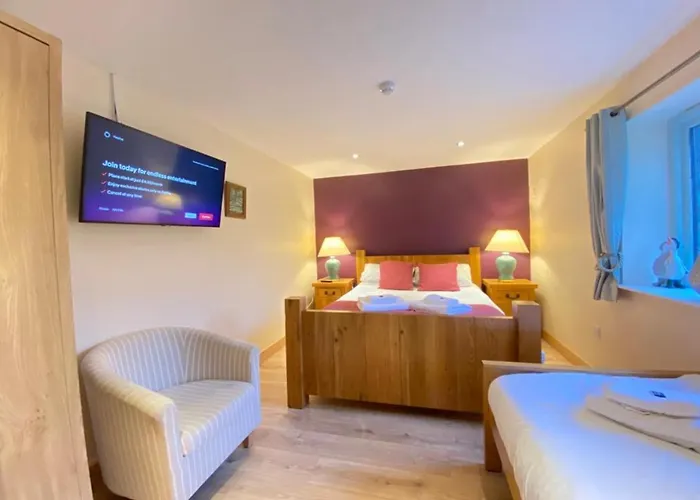 Lune Nestled Between District And Yorkshire Dales * Tebay (Cumbria)