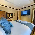 Chalé Lune Nestled Between District And Yorkshire Dales *