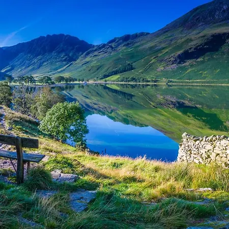 Lune Nestled Between District And Yorkshire Dales 테베이