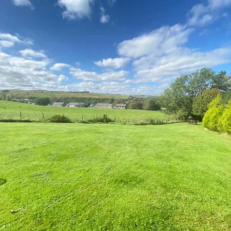 Lune Nestled Between District And Yorkshire Dales 샬레